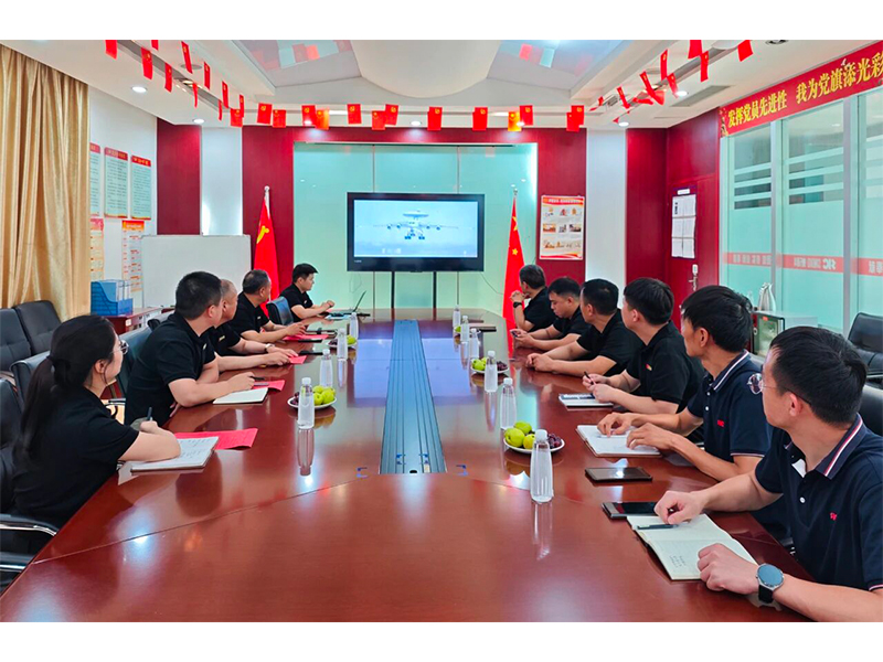 铸军魂・忆军旅・建新功｜新科起重举办2025年退伍军人座谈会