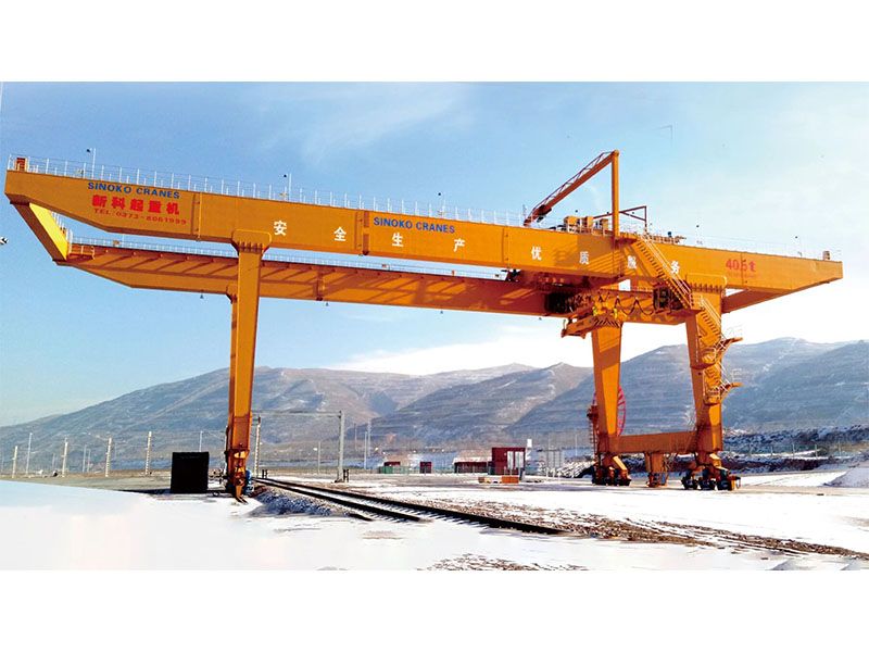 央媒点赞 载誉前行｜新科起重获《中国新闻报》专题报道，匠心智造彰显品牌硬核实力